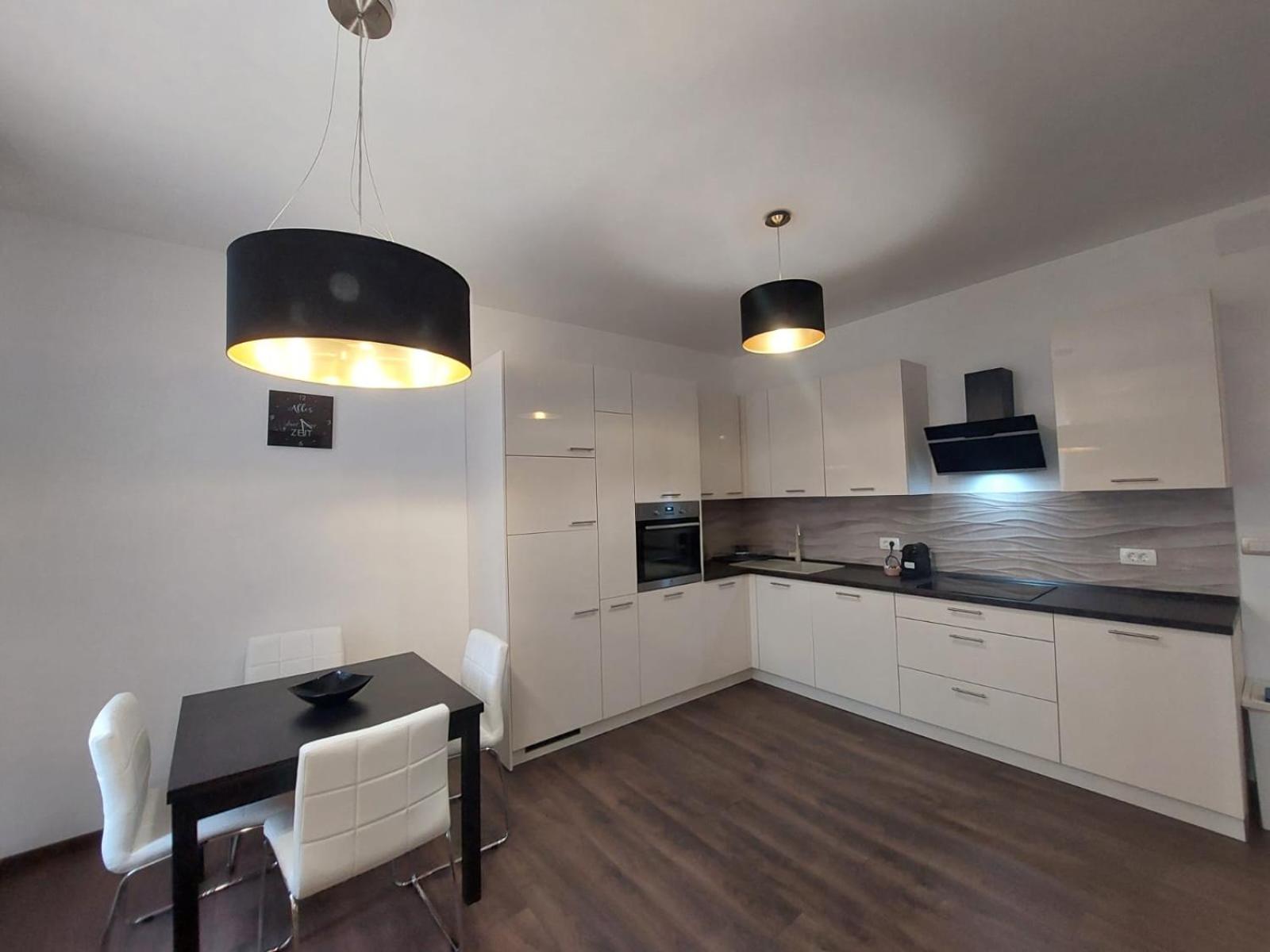 Apartman Lana Rijeka Exteriör bild