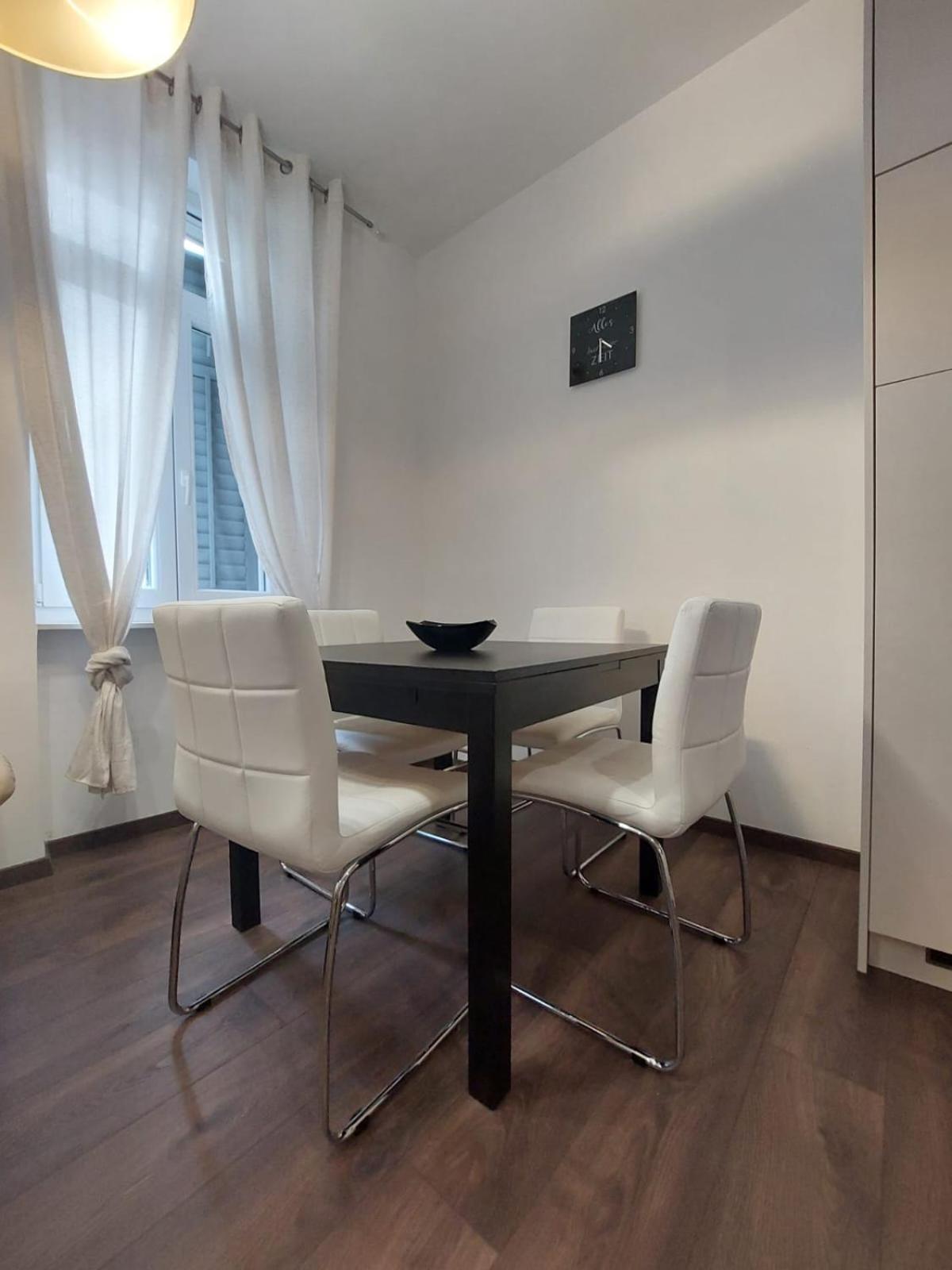 Apartman Lana Rijeka Exteriör bild
