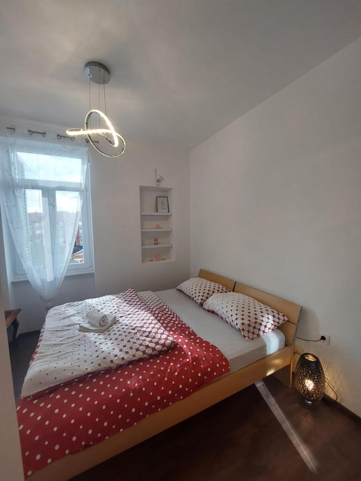 Apartman Lana Rijeka Exteriör bild